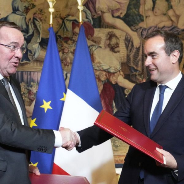 Fransa ve Almanya yapay zekayla donatılmış “geleceğin tankı” üzerinde anlaştı