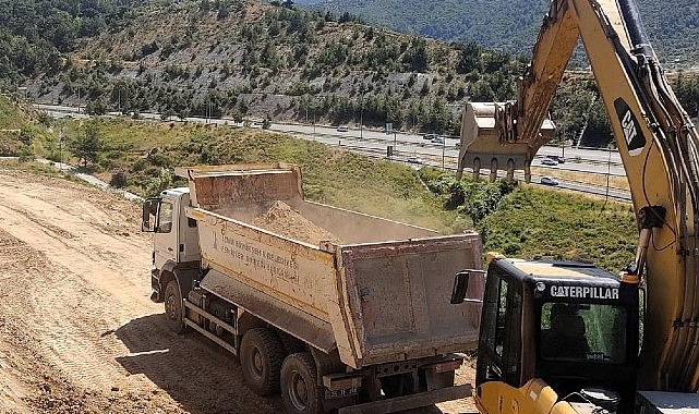 Büyükşehir Belediyesi'nde ulaşım yatırımları devam ediyor Yeni açılan yollar trafiğe yeniden hayat verdi – GÜNDEM