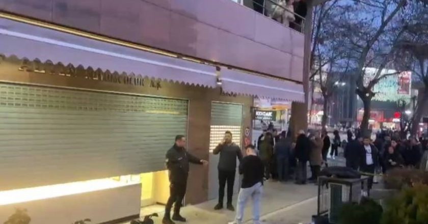 Kuyumcuda soygun… 20 kilo altını alıp kaçtılar! – Türkiye’den son dakika haberleri