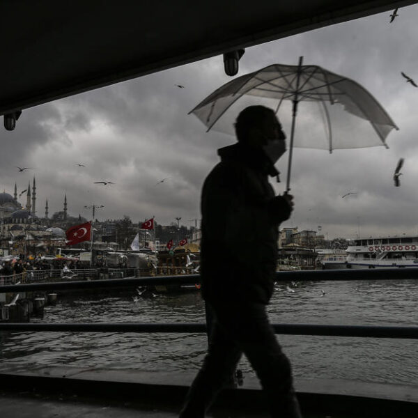 Kış Yeniden Geliyor: Şiddetli Yağış, Fırtına ve Kar Alarmı