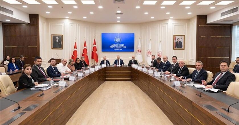 2026 Asgari Ücret Artışı İçin Tarih Bekleniyor: Toplantı Ne Zaman?